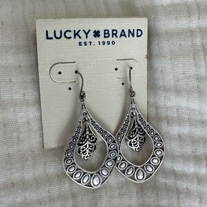 Lucky Brand paisley shaped silver earrings